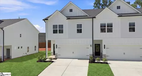 120 Brass Tack Dr, Powdersville, SC 29611