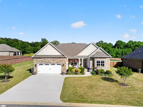 205 Cedar Knoll Way, Greer, SC 29651