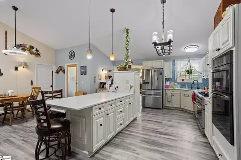 Kitchen - 216 Cornelson Dr, Greer, SC 29651 photo 2 of 3