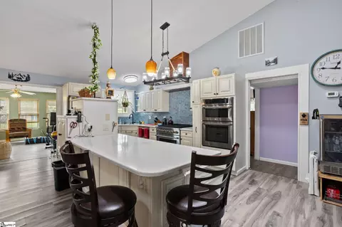 Kitchen - 216 Cornelson Dr, Greer, SC 29651 photo 1 of 3