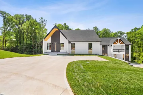 5 Lee Haven Ct, Greenville, SC 29611
