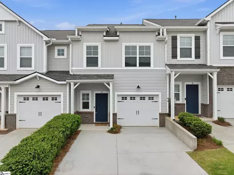 10 Camden Woods Trl, Greenville, SC 29607