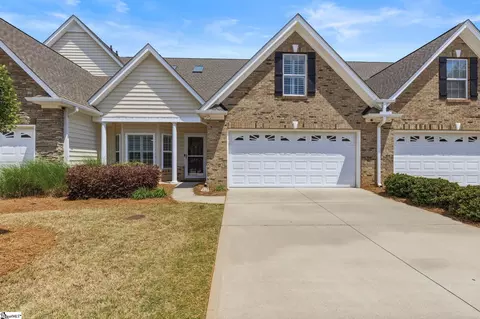 46 Barnwood Cir, Greenville, SC 29607