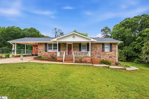 221 Bertha Dr, Anderson, SC 29625