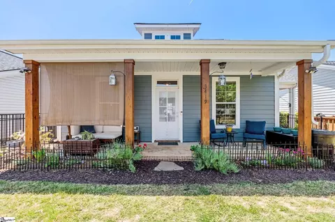 3419 Old Buncombe Rd, Greenville, SC 29617