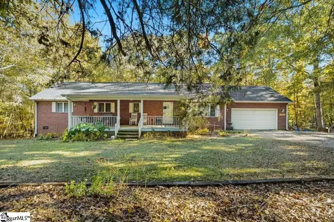 203 C P Hanks Rd, Iva, SC 29655