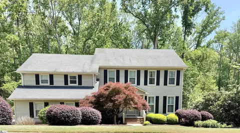 715 N Almond Dr, Simpsonville, SC 29681
