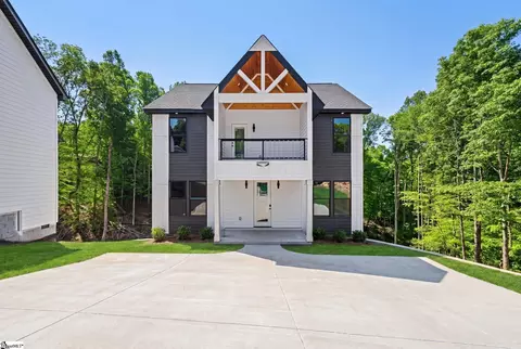 7 Lee Haven Ct, Greenville, SC 29611