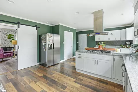 Kitchen - 2804 Echo Trl, Anderson, SC 29621 photo 4 of 6