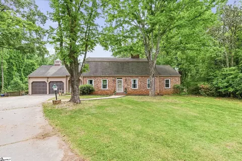 2804 Echo Trl, Anderson, SC 29621