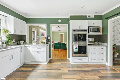 Kitchen - 2804 Echo Trl, Anderson, SC 29621 photo 2 of 6