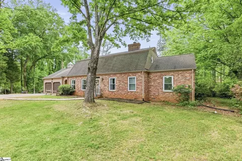 Exterior - 2804 Echo Trl, Anderson, SC 29621 photo 6 of 14