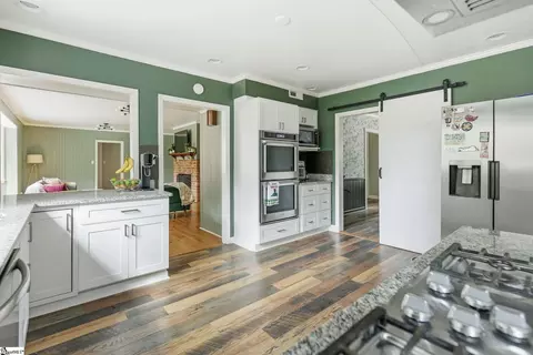 Kitchen - 2804 Echo Trl, Anderson, SC 29621 photo 3 of 6