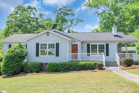 12 First Baptist Church Rd, Piedmont, SC 29673