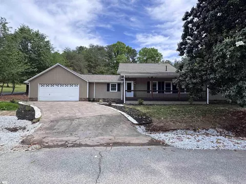 3936 Cripple Creek Rd, Greer, SC 29651