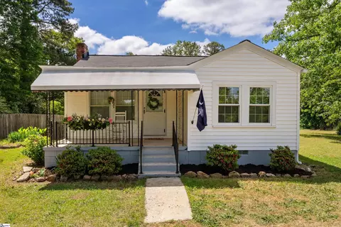 458 Madden Rd, Clinton, SC 29325