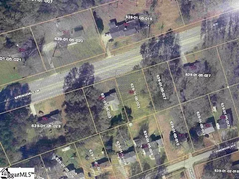 552 Springdale Dr, Clinton, SC 29325