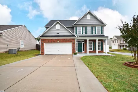 21 Nut Leaf Ln, Greenville, SC 29605