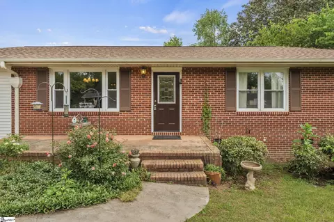 105 Pueblo Dr, Greenville, SC 29617