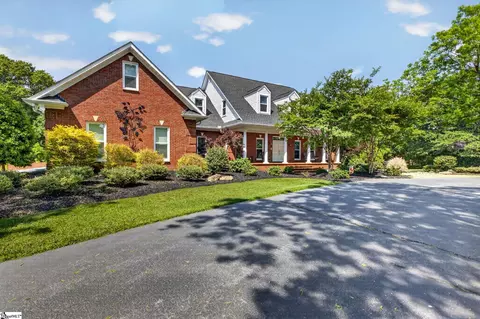 646 Harrison Bridge Rd, Simpsonville, SC 29680