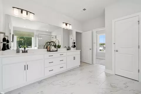 Entry Way - 16 Bramall Dr, Greer, SC 29651 photo 5 of 5