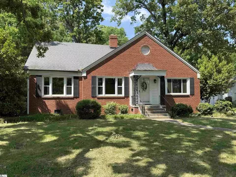 212 Whitehall Rd, Anderson, SC 29625