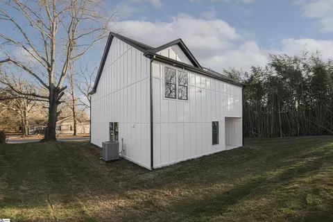 Exterior - 301 Front St, Easley, SC 29640 photo 6 of 7