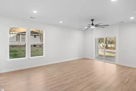 Living - 301 Front St, Easley, SC 29640 photo 5 of 6