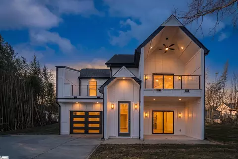 301 Front St, Easley, SC 29640