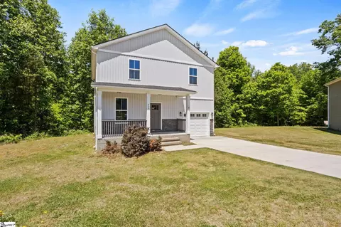 658 Duncan Station Dr, Duncan, SC 29334