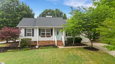 16 Colombard Ct, Mauldin, SC 29662