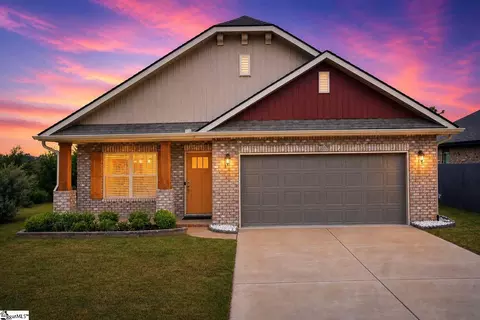 1037 Spruce Grove Rd, Duncan, SC 29334