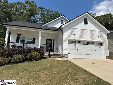 158 Page Creek Blvd, Landrum, SC 29356