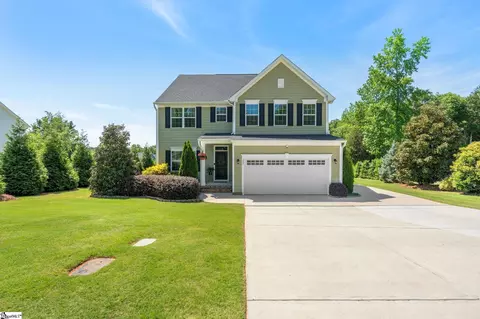 207 Sparrow Dr, Piedmont, SC 29673
