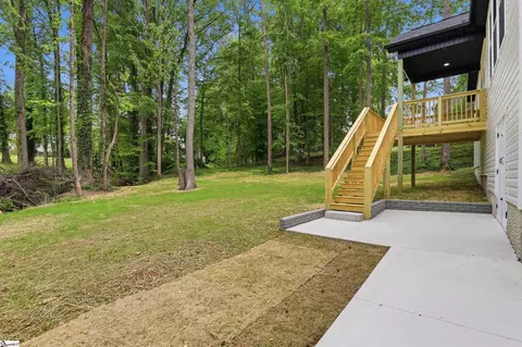 Exterior - 206 Kendrick St, Greer, SC 29651 photo 4 of 7
