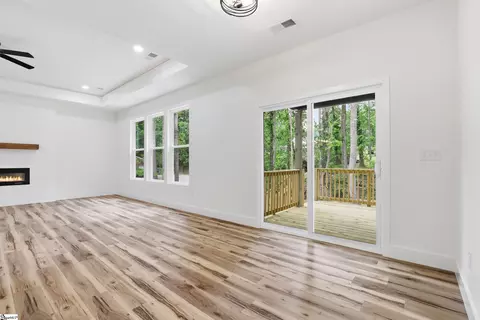 Living - 206 Kendrick St, Greer, SC 29651 photo 4 of 4
