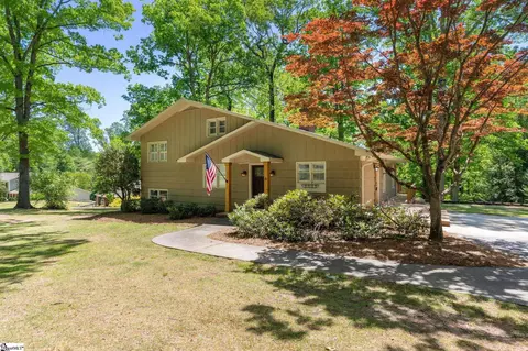 6 Estanolle St, Greenville, SC 29615
