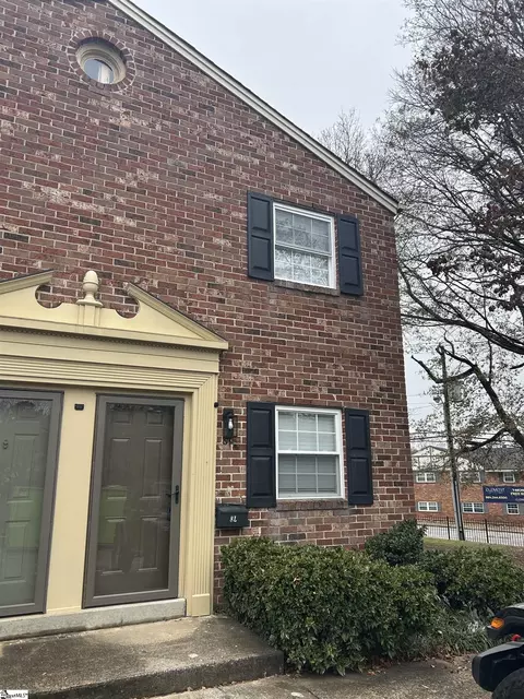2530 E North St UNIT 8L, Greenville, SC 29615