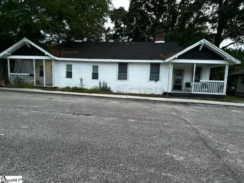 124 Rice St, Belton, SC 29627