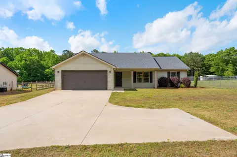 285 Metric Rd, Laurens, SC 29360