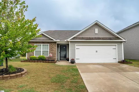 275 Millen Dr, Woodruff, SC 29388