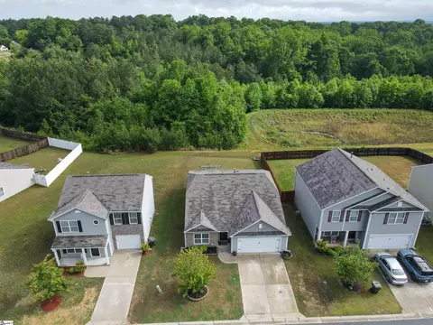 275 Millen Dr, Woodruff, SC 29388
