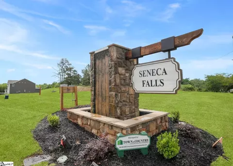 520 Whitewater Rdg, Seneca, SC 29678 photo 3
