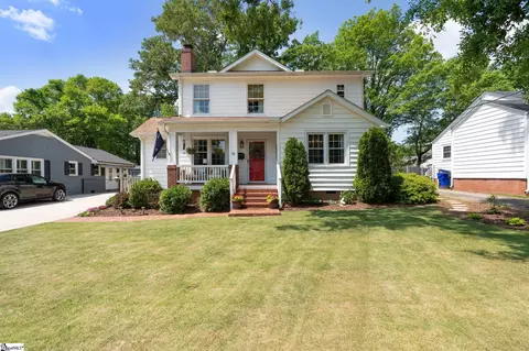 16 Tabor St, Greenville, SC 29609