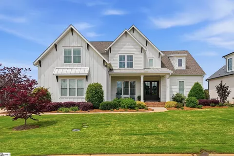 102 Braxton Meadow Dr, Simpsonville, SC 29681