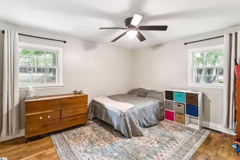 Bedroom - 817 Johnson Rd, Central, SC 29630 photo 2 of 4
