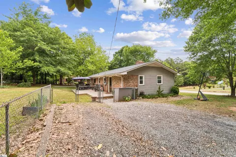 Exterior - 817 Johnson Rd, Central, SC 29630 photo 7 of 13