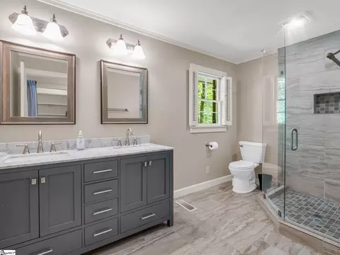Bath - 7 Heartstone Ln, Landrum, SC 29356 photo 1 of 5