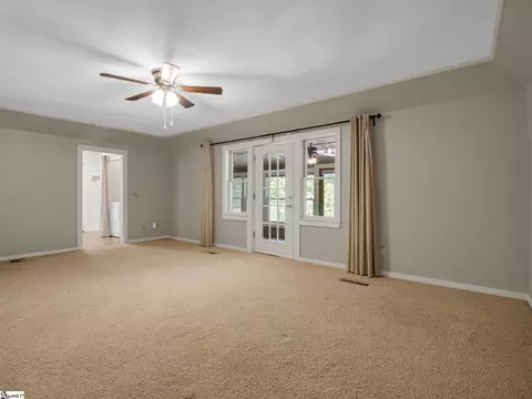Living - 7 Heartstone Ln, Landrum, SC 29356 photo 2 of 2