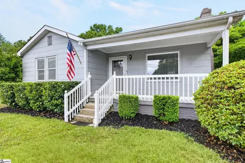 709 Gulliver St, Fountain Inn, SC 29644